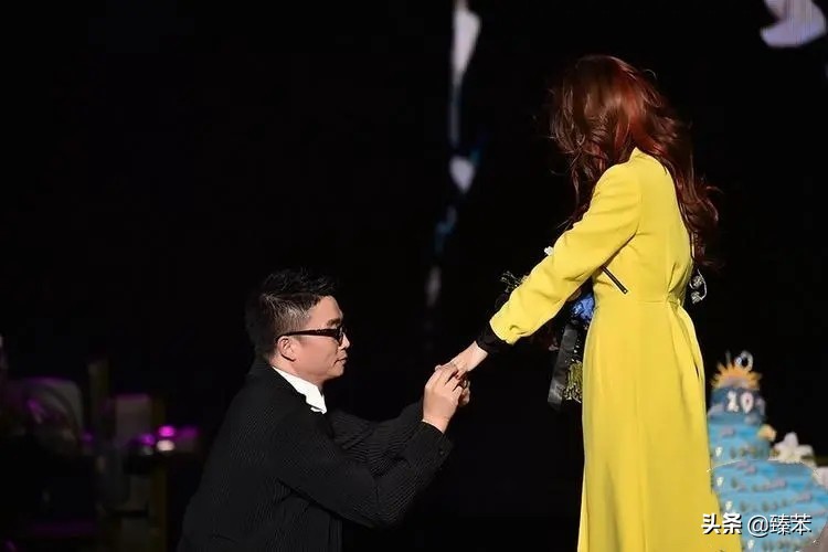 张靓颖和冯轲离婚4年，境遇大不同，一人风光无限，一人落寞失意