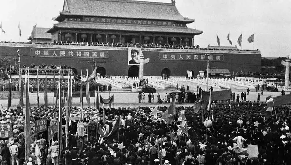 1915年张干校长恼羞成怒,提议开除毛泽东学籍,解放后他结局如何
