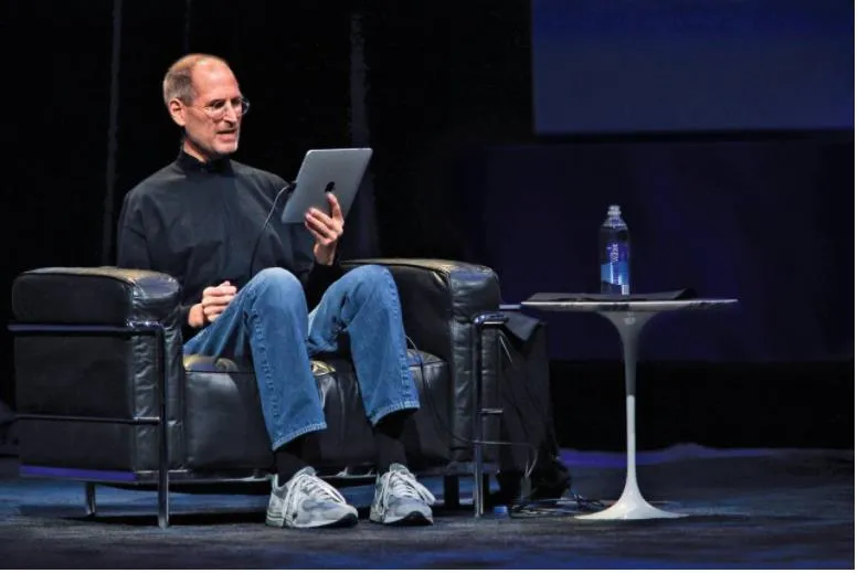 18年世界第一，却败走中国！被乔布斯打败的巨头，为何沦落至此？