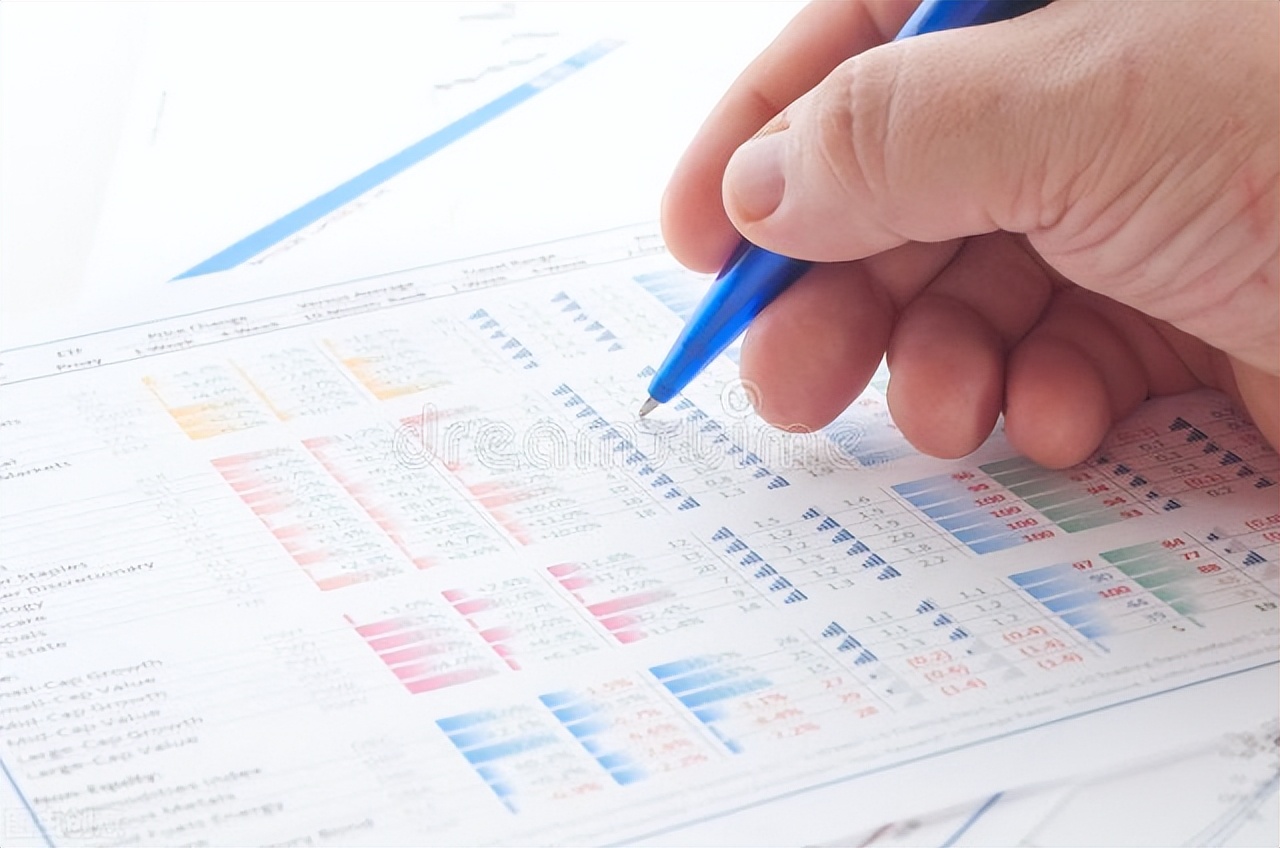 律师必备：辩护律师首次会见笔录参考模板