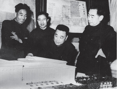 1973年北京饭店扩建，汪东兴发现问题上报总理，周恩来：立即停工