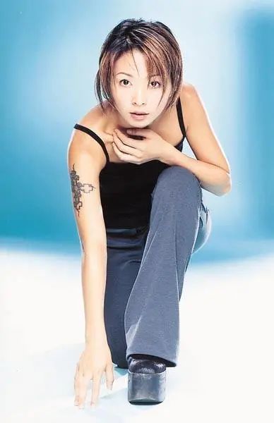 喝酒闹事，丑态百出！细扒娱乐圈这7个明星的酒后窘态，个个荒唐