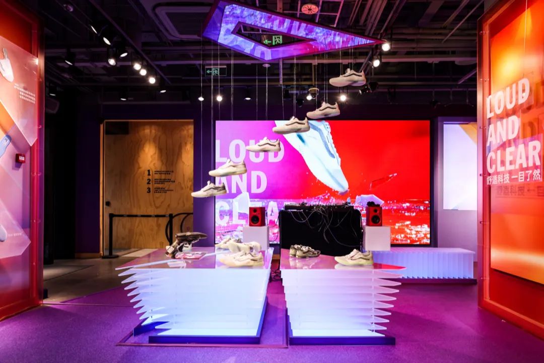 Z世代3.0时代，推动实体零售新招“沉浸式体验”卖场将成为新宠