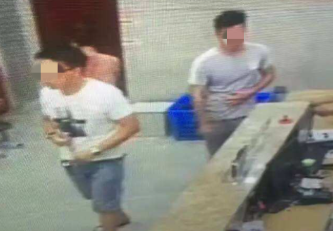 湖北女服务员的坎坷人生