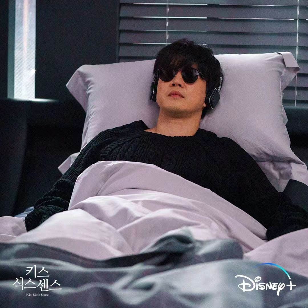 尹启相预知能力不输徐智慧！看见未来的徐智慧竟然想再亲第二次