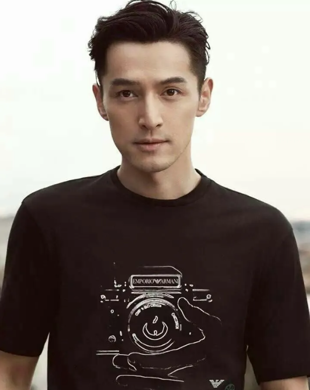 10位明星高考血泪史：李安差0.6分落榜，王志文高考前出车祸