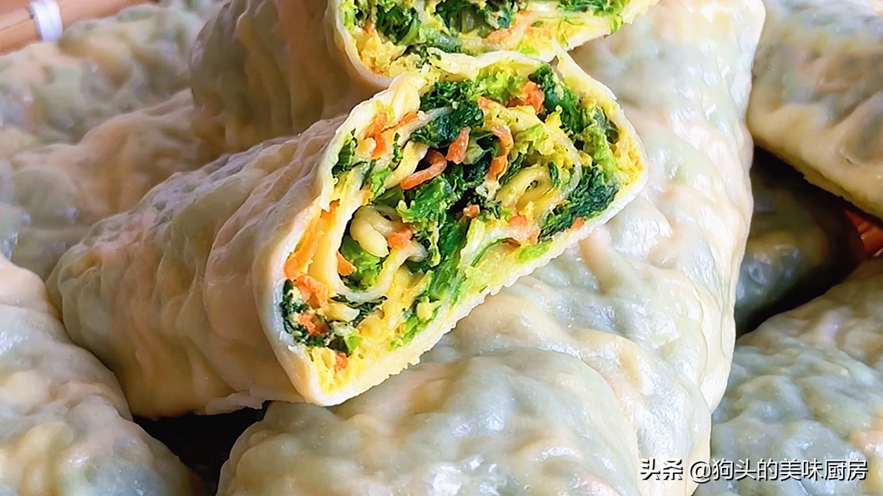 原来蔬菜加面粉这么香？卷一卷上锅一蒸，营养丰富味道鲜美，真香