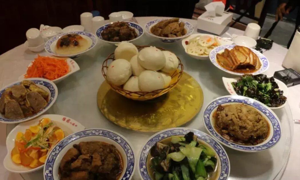 河南八大碗都是什么菜（河南大叔做传统八大碗）