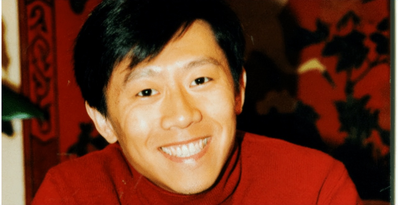 夏雨：与离异父母有隔阂，与高圆圆传绯闻，娶到袁泉三生有幸