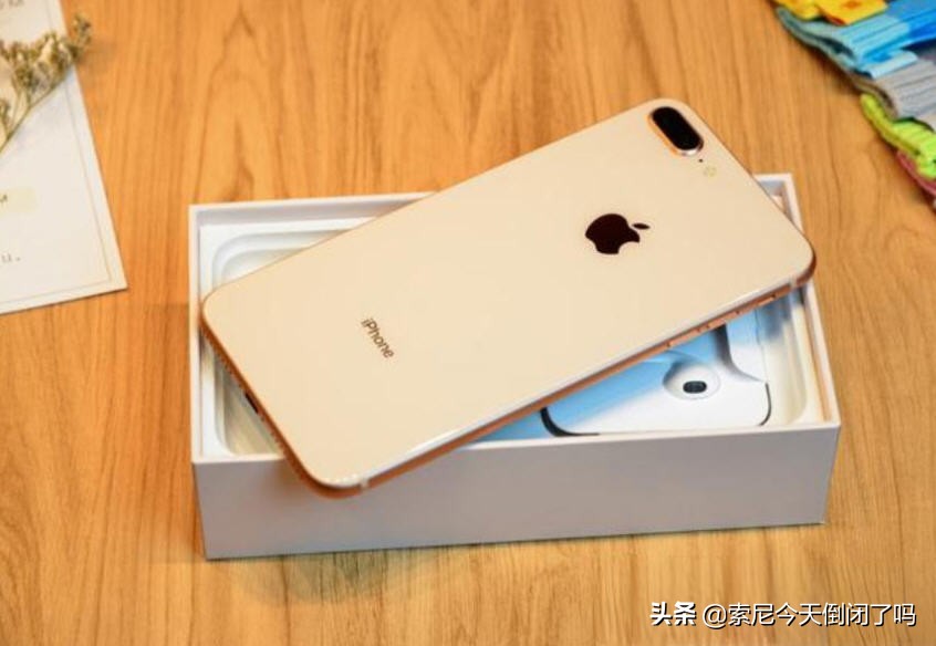 iPhone8P升级iOS15.6beta3，续航好，游戏不卡，目前最好的系统