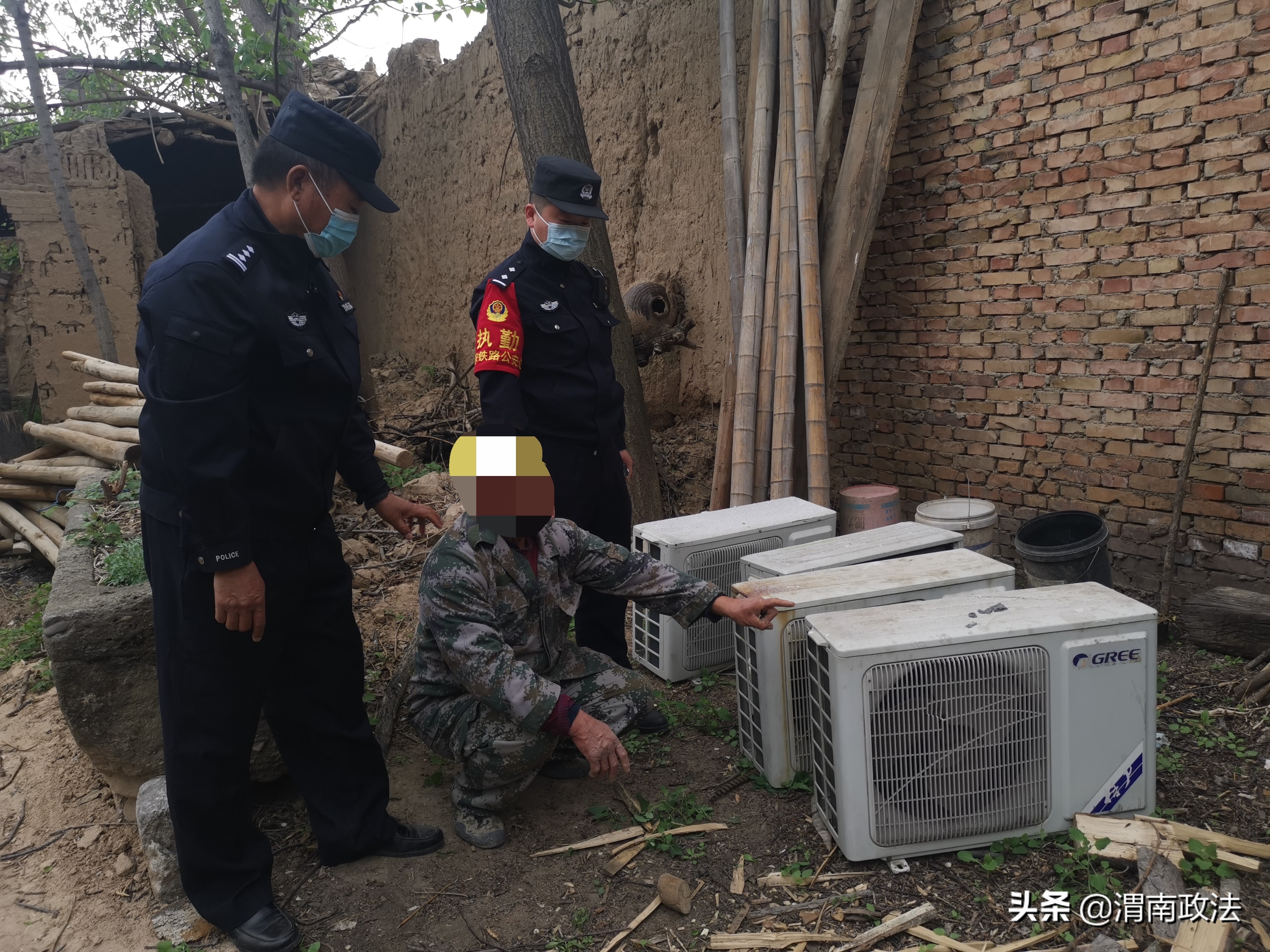 蒲城鐵警雷霆出擊3小時偵破一起盜竊案