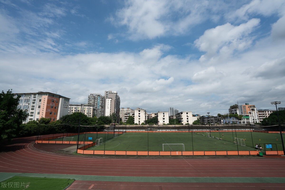 分享在四川办学的四所大学，收分低，专业特色明显，适合普通学生