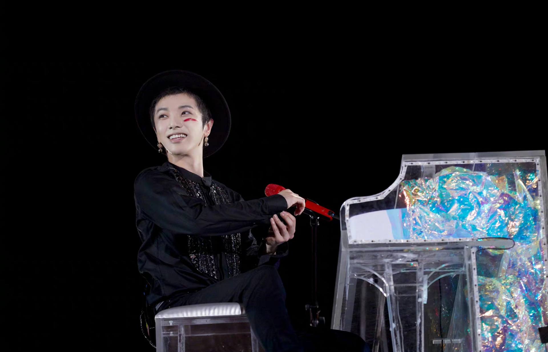 张牙舞爪、面目狰狞，这些歌手“咆哮”起来，连马景涛也得靠边站