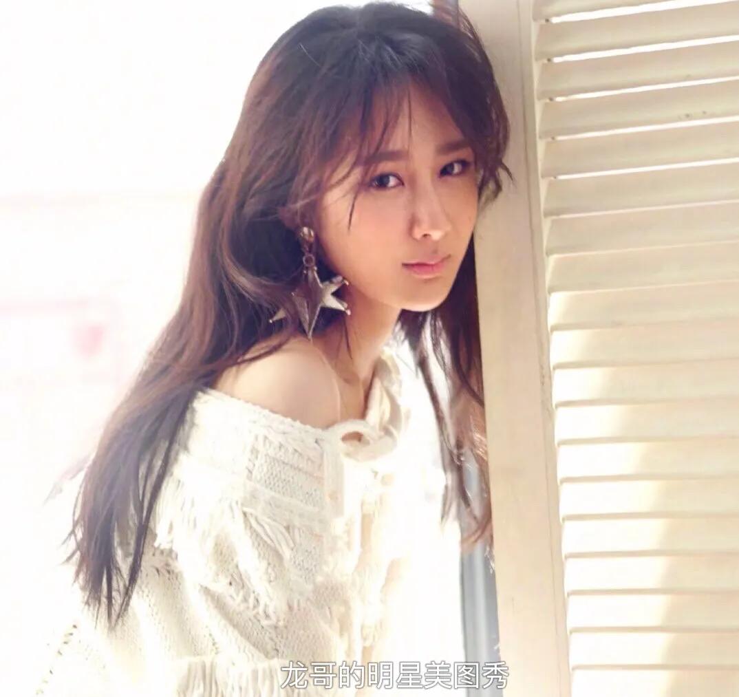 明星美图秀：杨紫