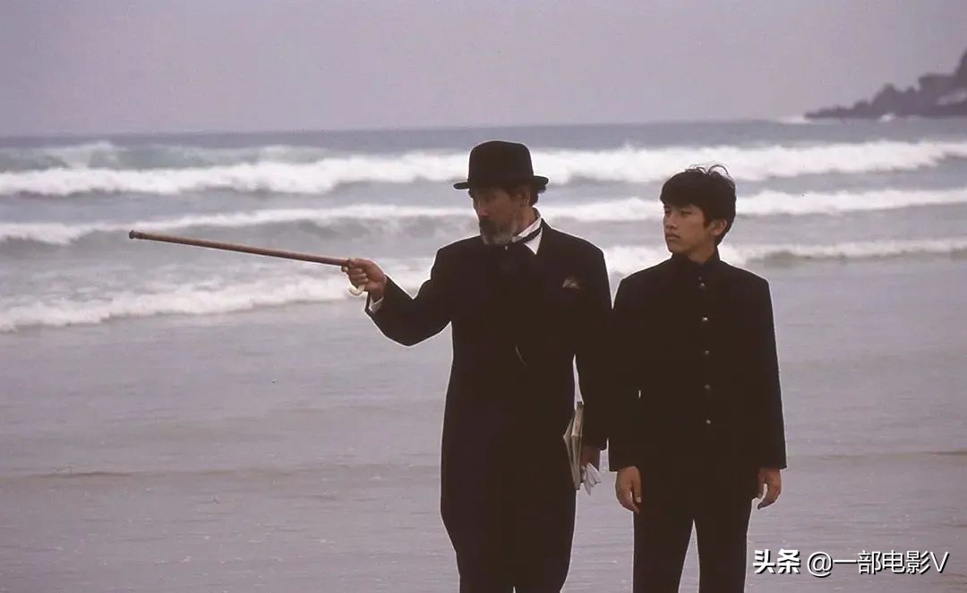 岛国四大推理奇书之首，号称最难懂的电影之一