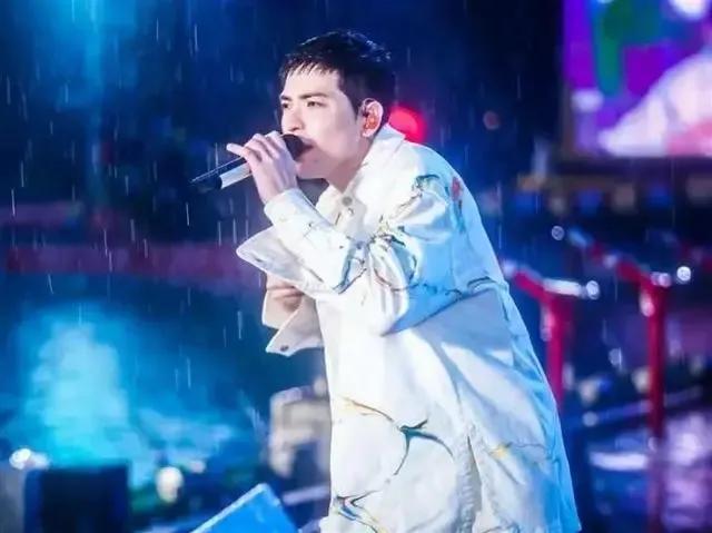 “科学盲区”萧敬腾：使美国沙漠降雨，向华强花费500万请他唱歌