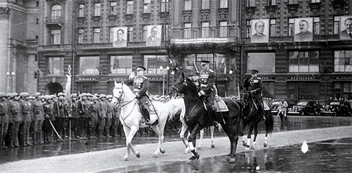 ��ɷ�쳡�ı������һ�����ߵ�˹���֣������ַ�����