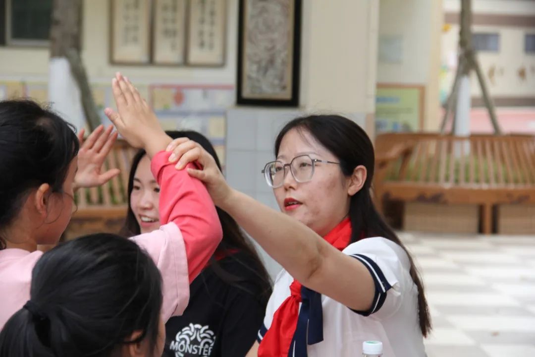 唱响中国梦，争做好少年｜双流区九江小学举行一年级入队闯关活动