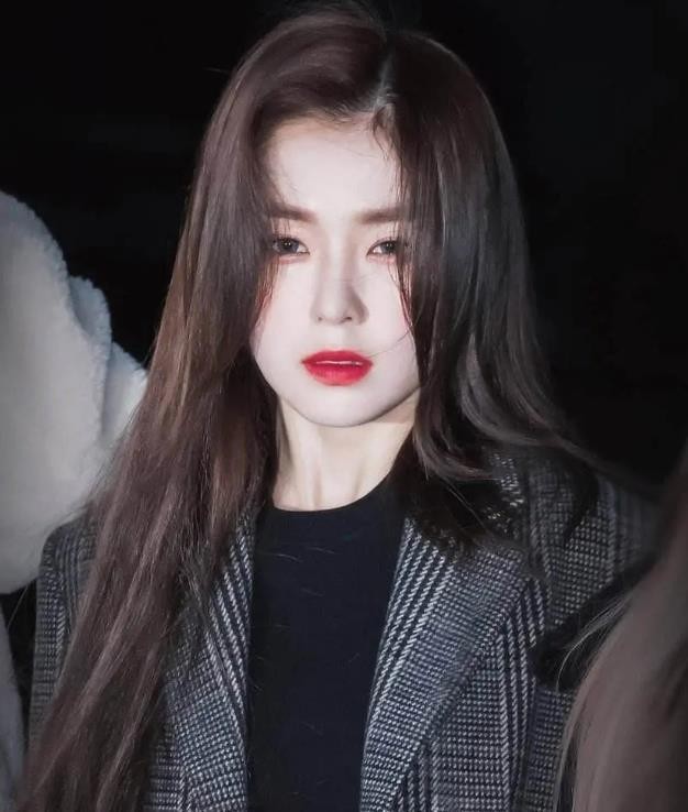 徐贤惨失《建筑学概论》，秀智凭此片一夜爆火，成四大神颜之一