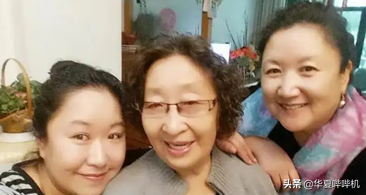 影视剧中的“妈妈专业户”，生活中和子女的关系是怎样的？