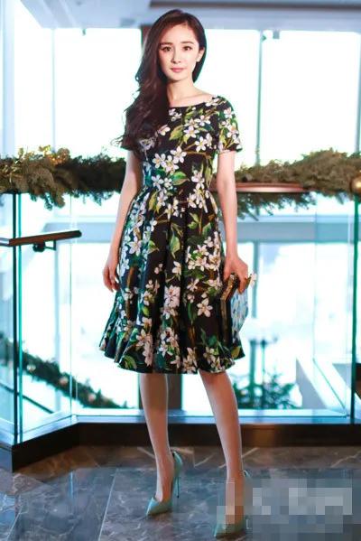 杨幂裙子真漂亮