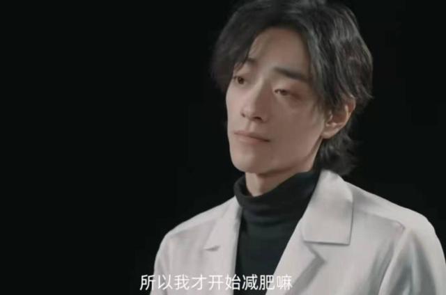 凹凸不平崎岖脸大PK！活久见，鞋拔子见了都有优越感