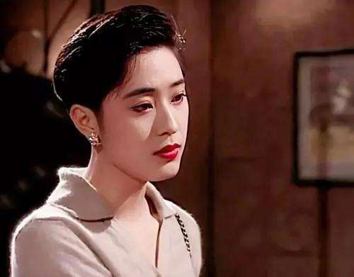 给最惊艳的“13位港姐”排个名：邱淑贞仅第4，张曼玉垫底了