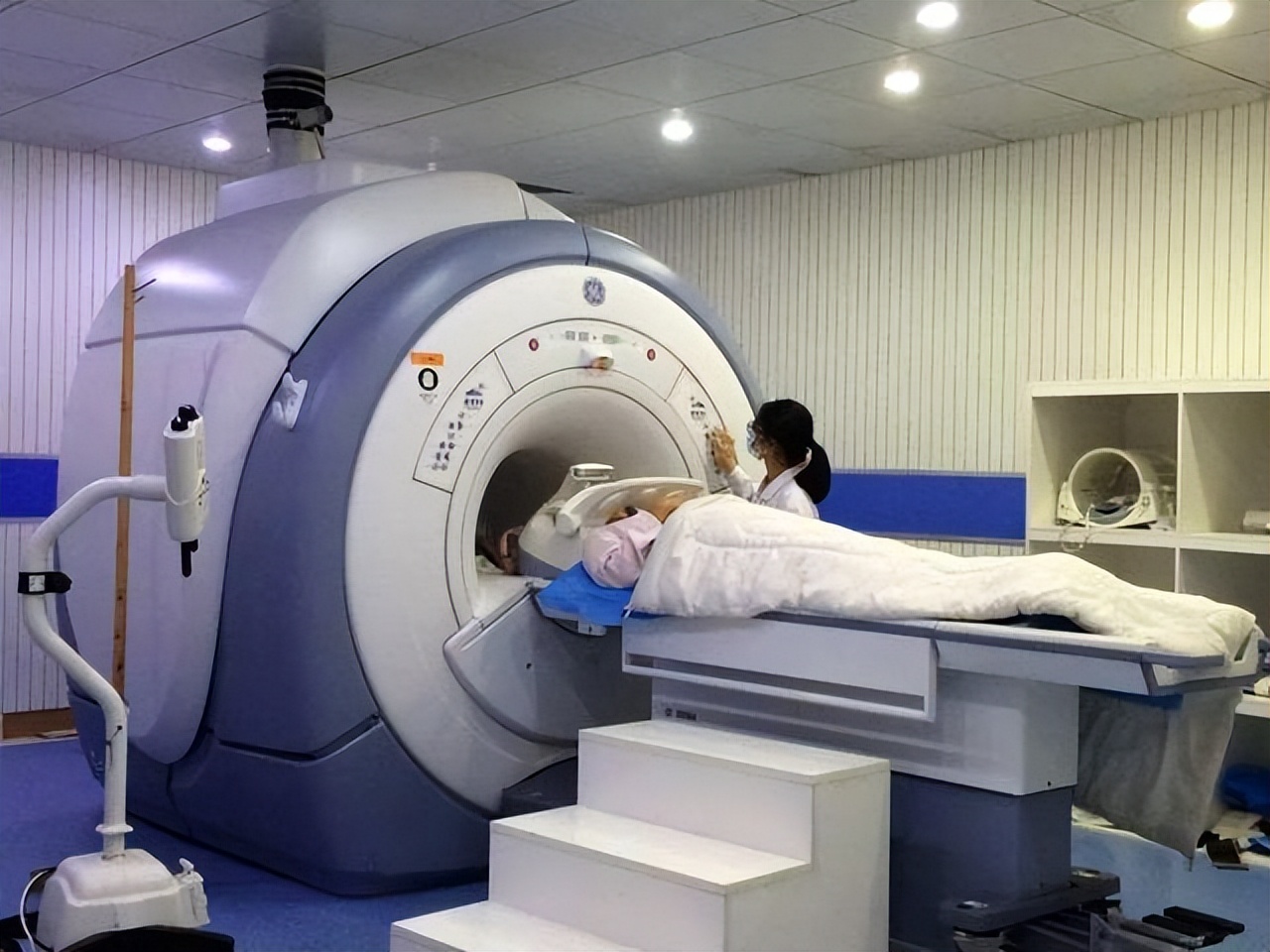 "核磁共振"不建议做?或许很多人还不明白,检查时要留意这3点