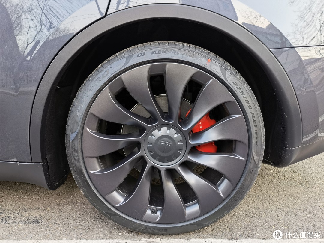 订车后连涨三次价的特斯拉Model Y Performance 高性能版提车记