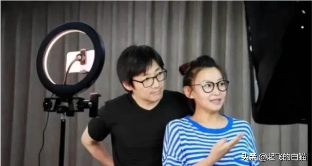 表面是演员，背后是老师，学生稳稳占据娱乐圈，你知道吗？