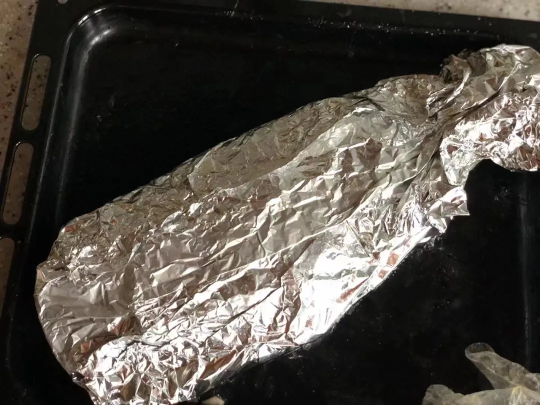你们要的我家年夜饭菜谱：南瓜浓汤，鲜墨鱼烧子排……