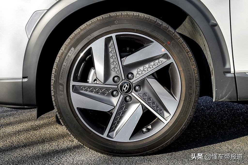新车｜燃油车终极替代品？试驾体验现代NEXO中国版
