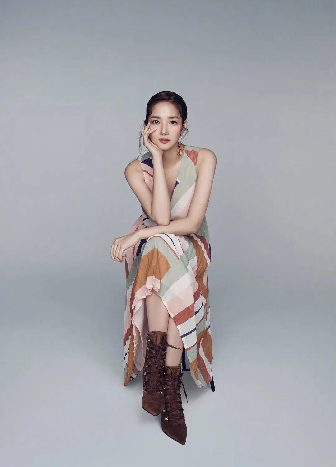 朴敏英：神仙颜值，时尚又仙美