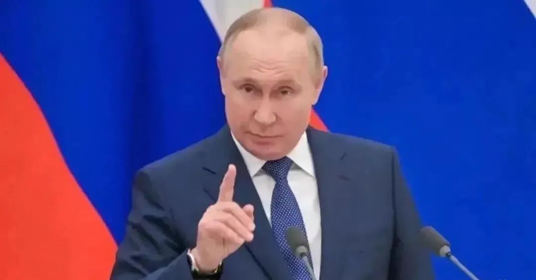 看俄乌战事，叹泽连斯基总统，还特别想跟普京总统说几句话