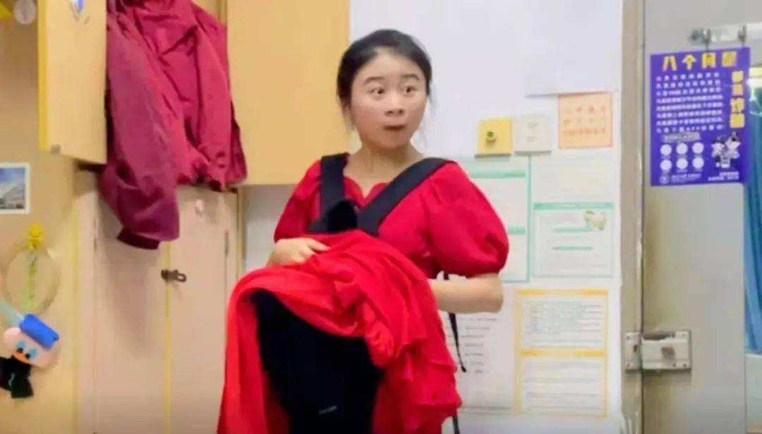 浙大美女校花，放弃清北选择成为“网红”，如今财富令人“酸了”