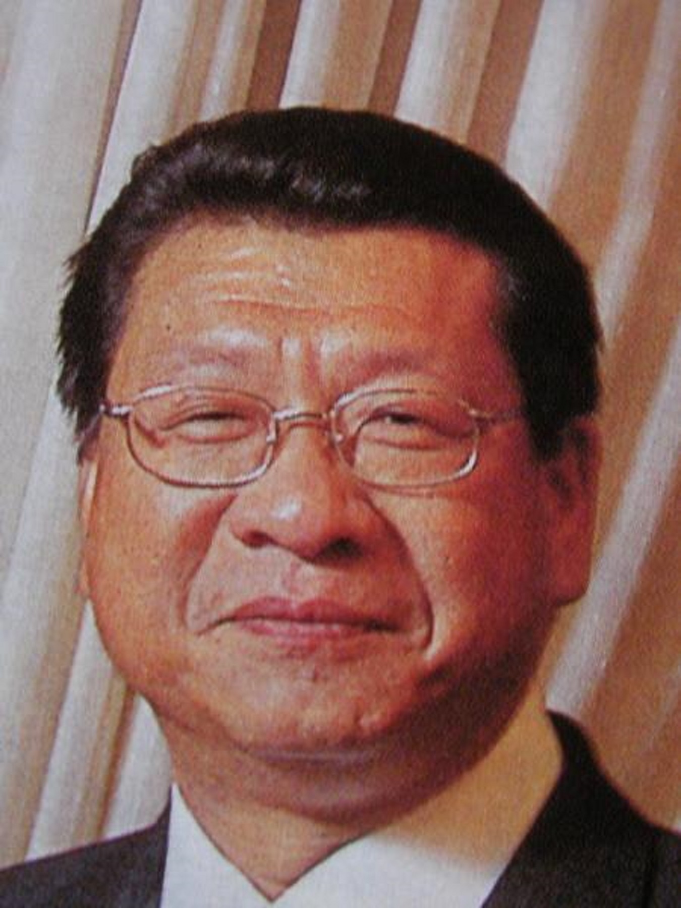 晋江13位百亿富豪：财富总额超3000亿，丁氏兄弟领衔，蔡氏占5席