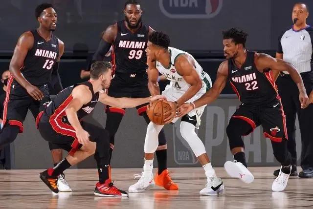 nba目前伤病球员有哪些(本赛季饱受伤病摧残的六大球星，杜兰特两肋插刀，戴维斯弱不禁风)