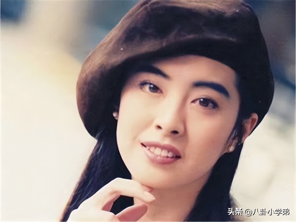 离开了P图和化妆，这8位中老年女星的素颜，谁老了谁冻龄一目了然