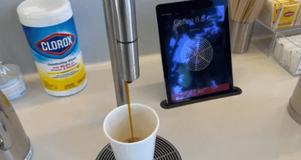 跟着欧皇差友进苹果总部转了一圈，我是真的酸了