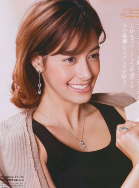 日本卡戴珊美女姐妹花！豪门出身超拽，却双双被渣男骗惨？