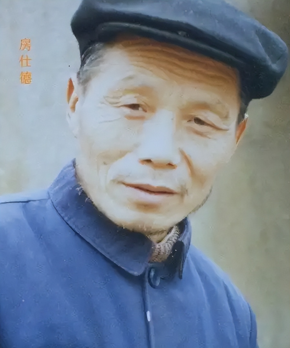 2007年成龙和亲哥安徽相认，对方一贫如洗，他有没有帮帮哥哥们