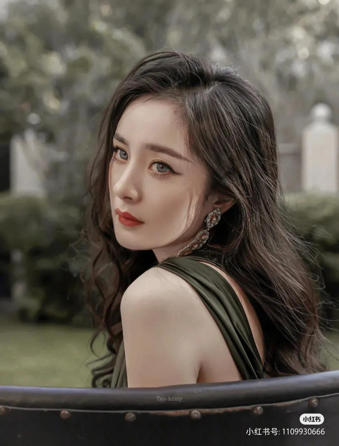 杨幂大女主｜爽文里的人间清醒富贵花