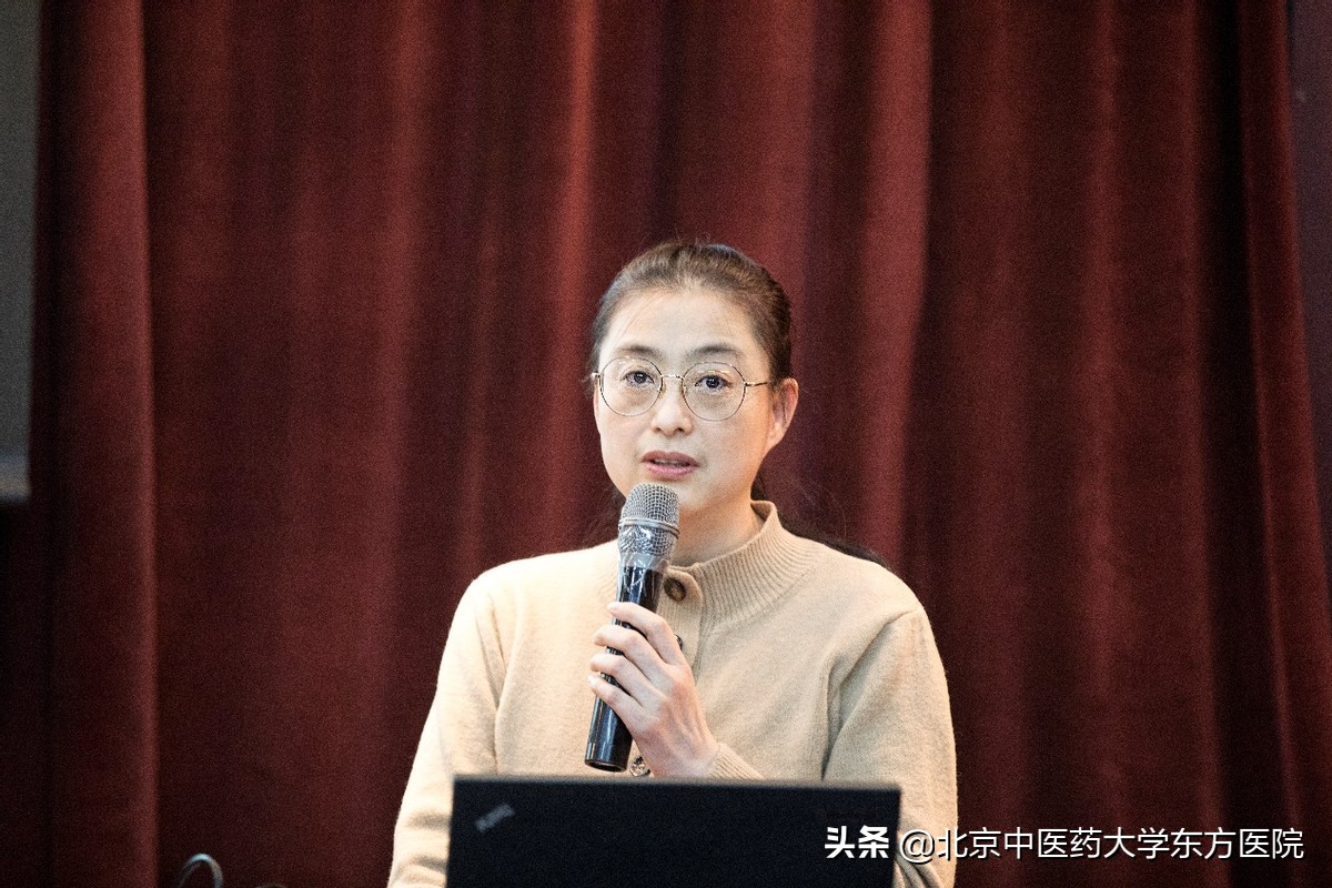 奋勇奋起奋进 凝聚力量再出发 北京中医药大学东方医院召开2021年度宣传工作总结表彰会暨2022年第一期选题会