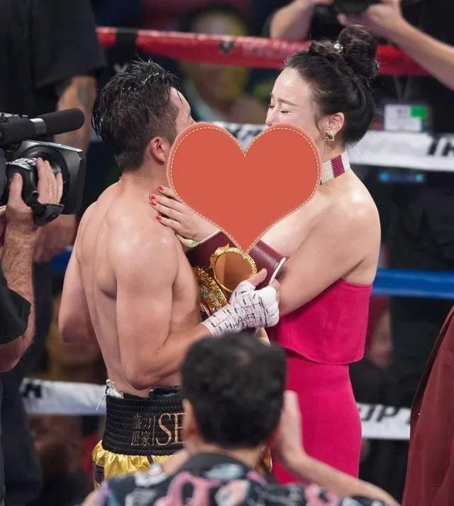 冉莹颖这是咋了？怎么突然美成吉娜了？？老公邹市明看傻了