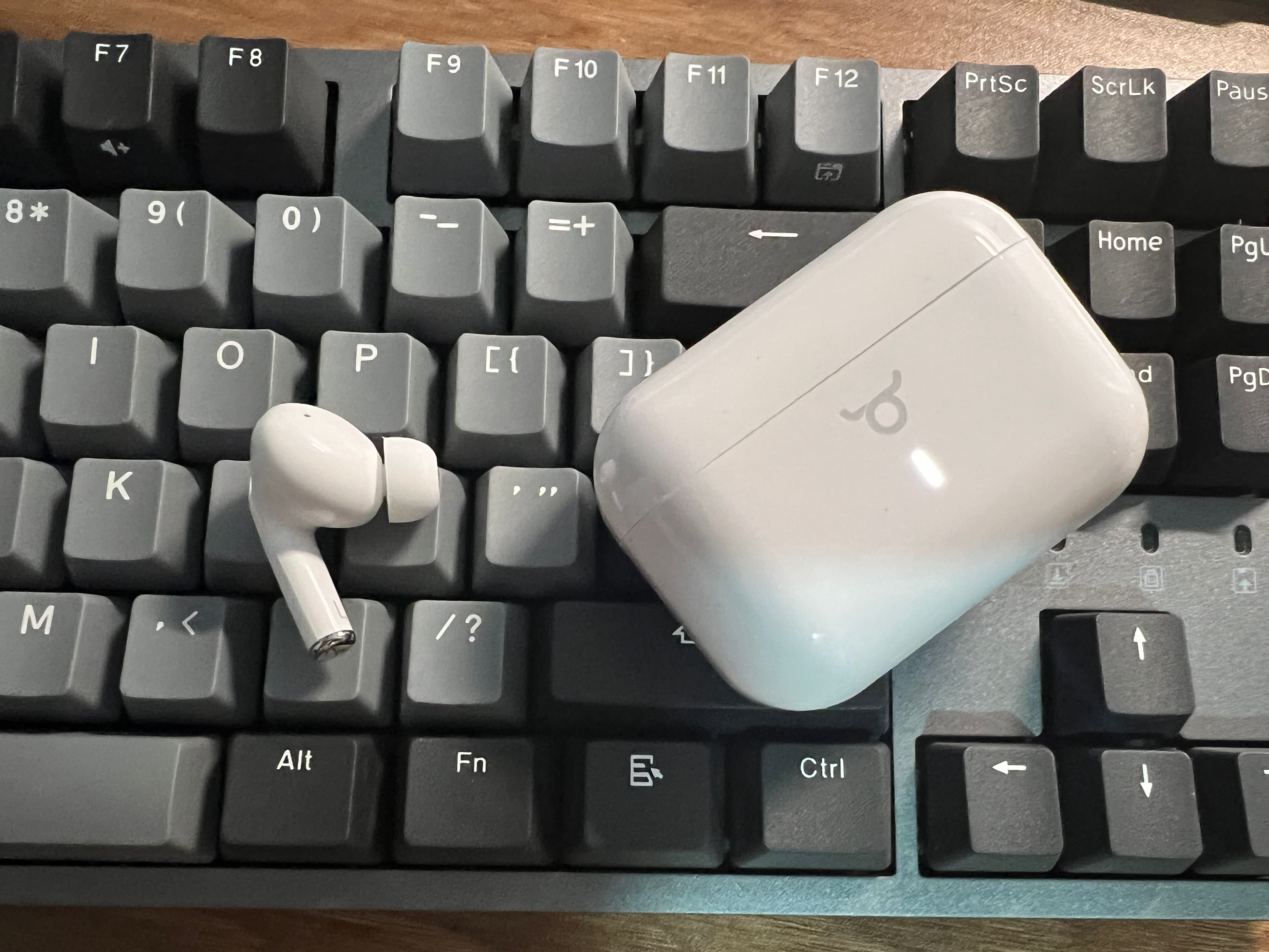 贝壳王子MO 3蓝牙耳机，不到200的降噪天花板