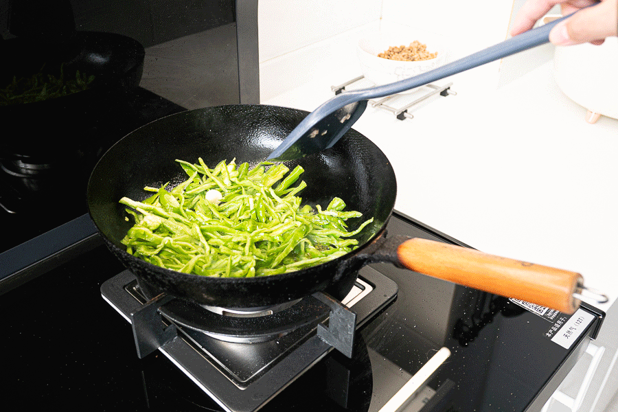 都说集成灶好，为何很多人不愿意用？我用了2年多来说说真实感受