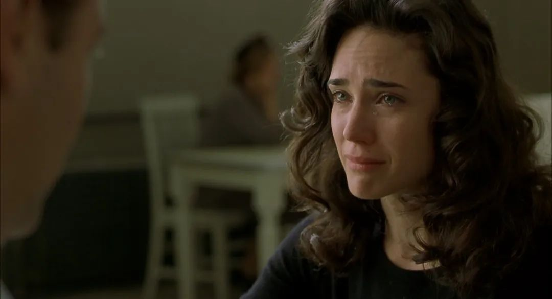 12岁时就是“神颜”，如今51岁的她依然惊艳银幕