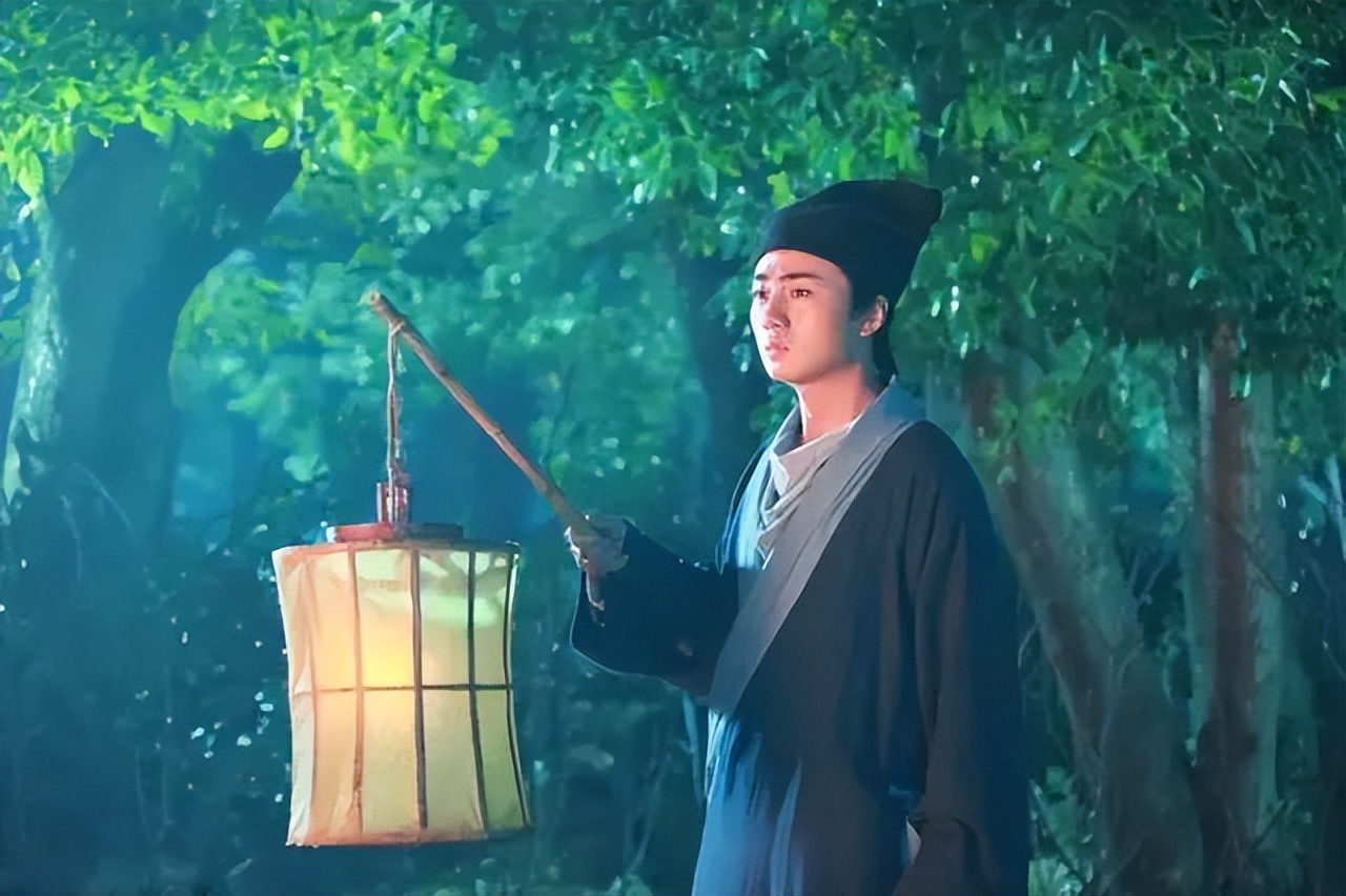 红得快，沉得也快，这9位“风光不再”的男星，如今有人露了原形