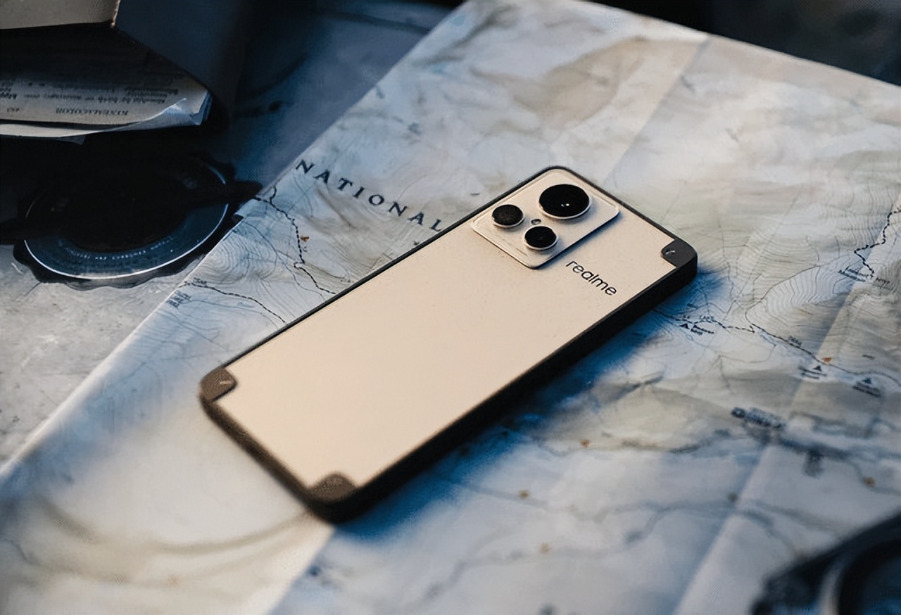 颜值和实力并存！下半年可以闭眼入的三款手机