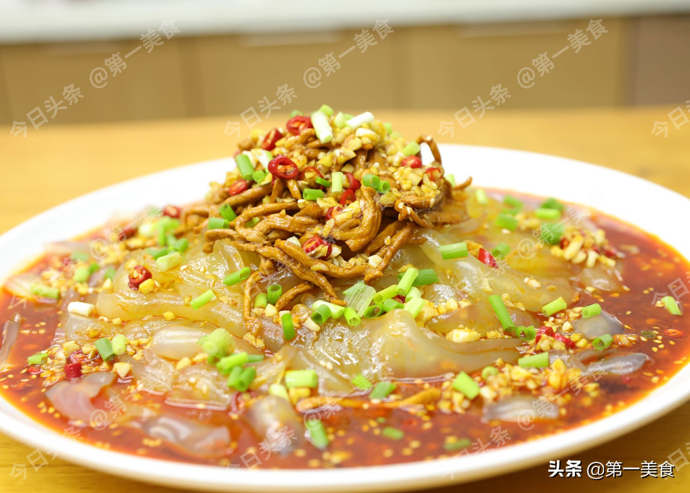 过年必备！爽口凉拌白菜丝这样做超好吃